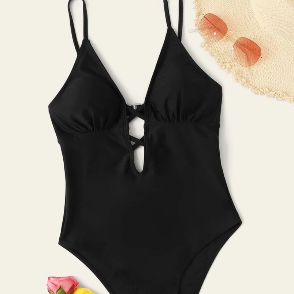 Criss cross plunge one piece bathing suit